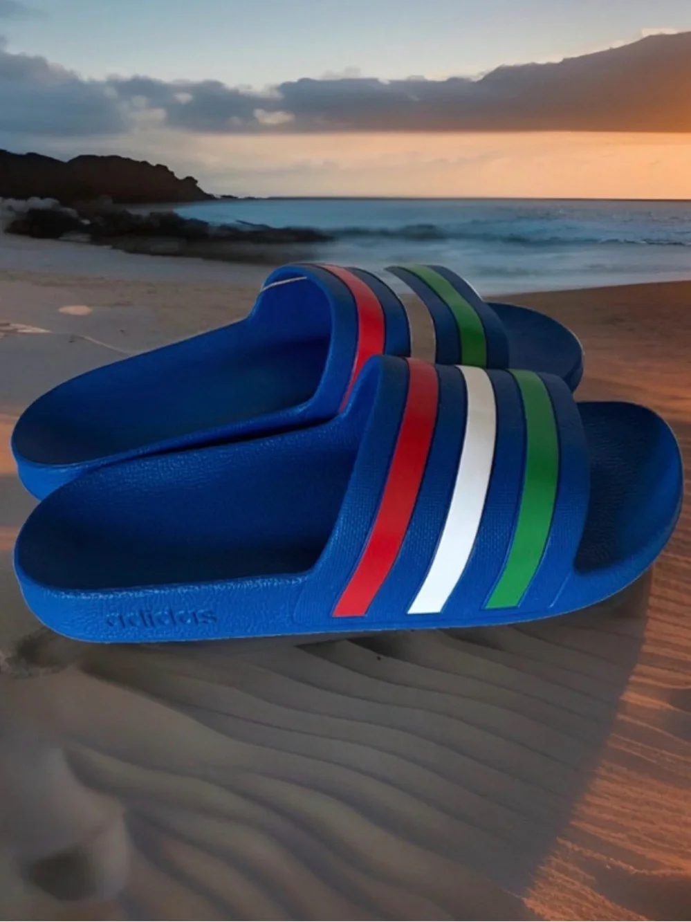 Adidas Adilette Aqua Men’s Size 10 Slide Sandals. Blue/ Multicolor Stripes. NWT